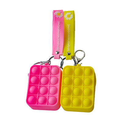 Pièce de monnaie de silicone de bruit la petite pince adapté aux besoins du client tendant la bulle carrée de produits