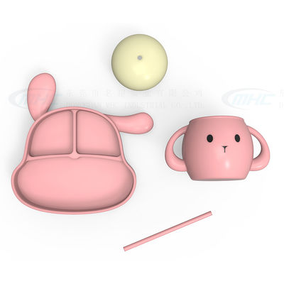 MHC Cartoon Animal Silicone Set d'alimentation pour bébés Plate pour les enfants Voyage Soins infirmiers 500 pièces
